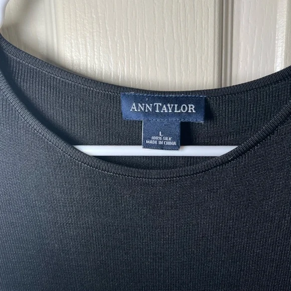 Ann Taylor Black Silk Sleeveless Blouse Shell Women’s L Workwear - Picture 2 of 7